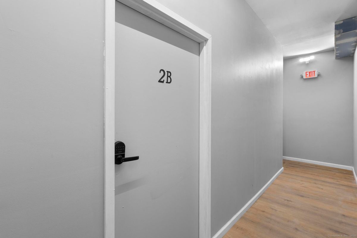 Foto del edificio - 140 Grand St