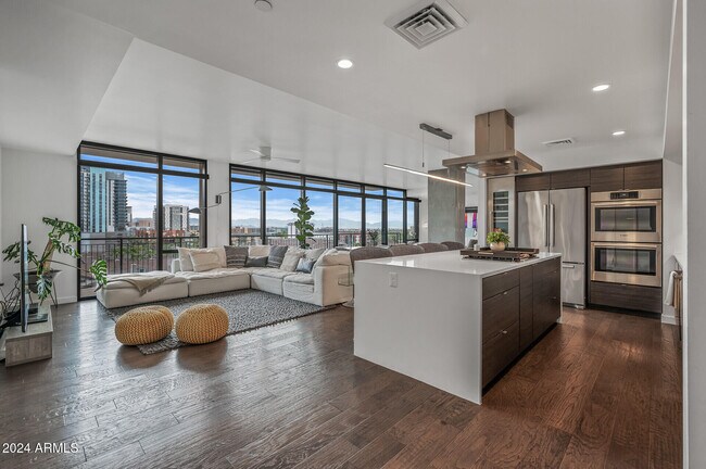 Foto del edificio - 200 W Portland St