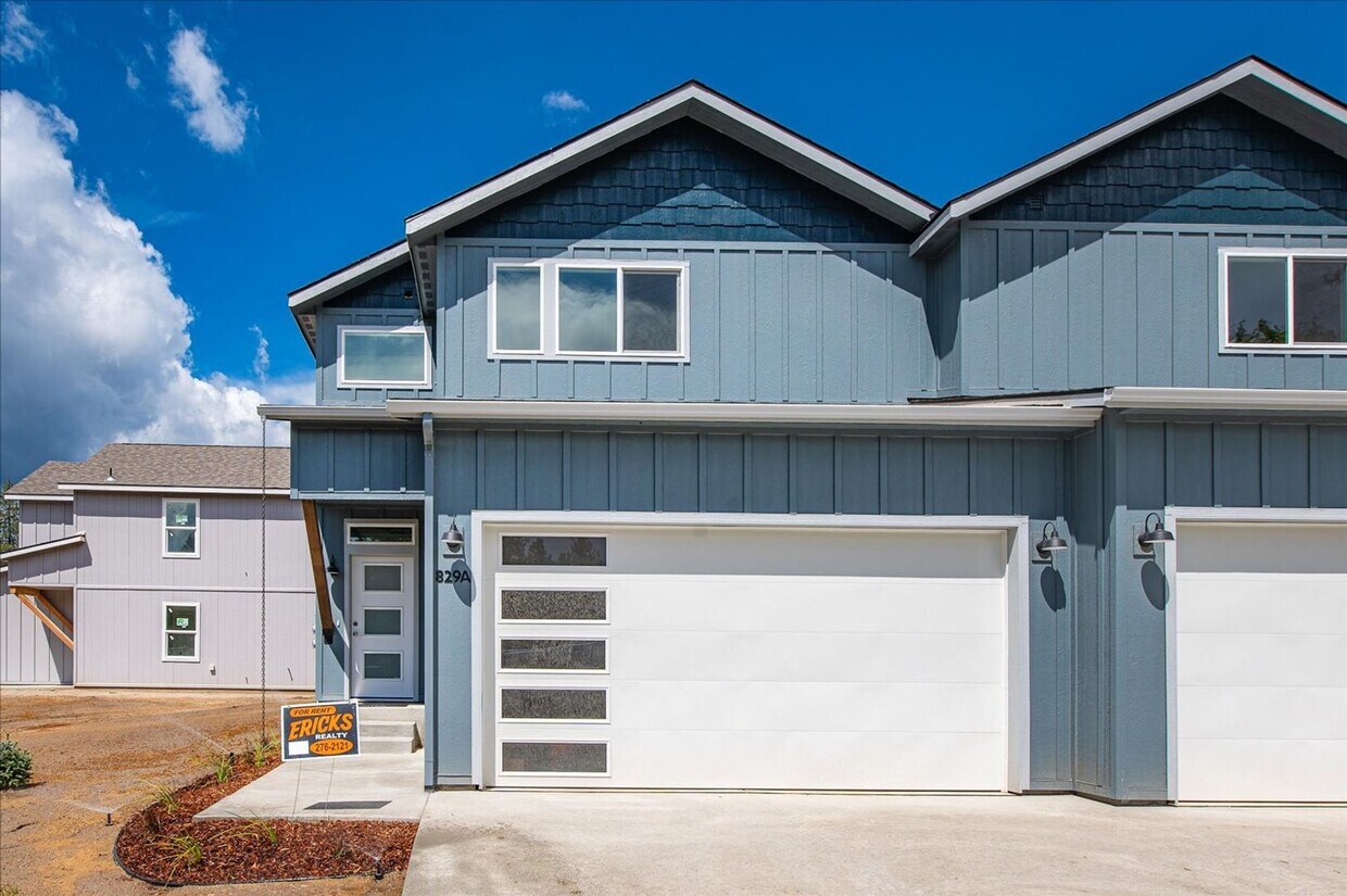 Primary Photo - Brand New Duplexes for Lease in Deer Park