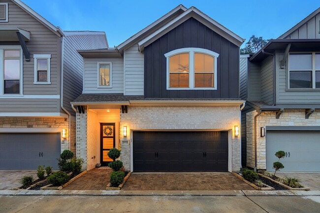 Foto del edificio - 10934 Brambling Wood Dr