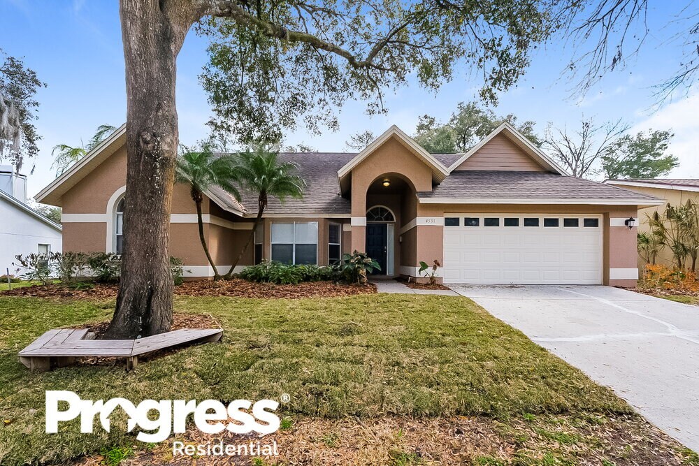 4551 Oak River Cir, Valrico, FL 33596 House Rental in Valrico, FL