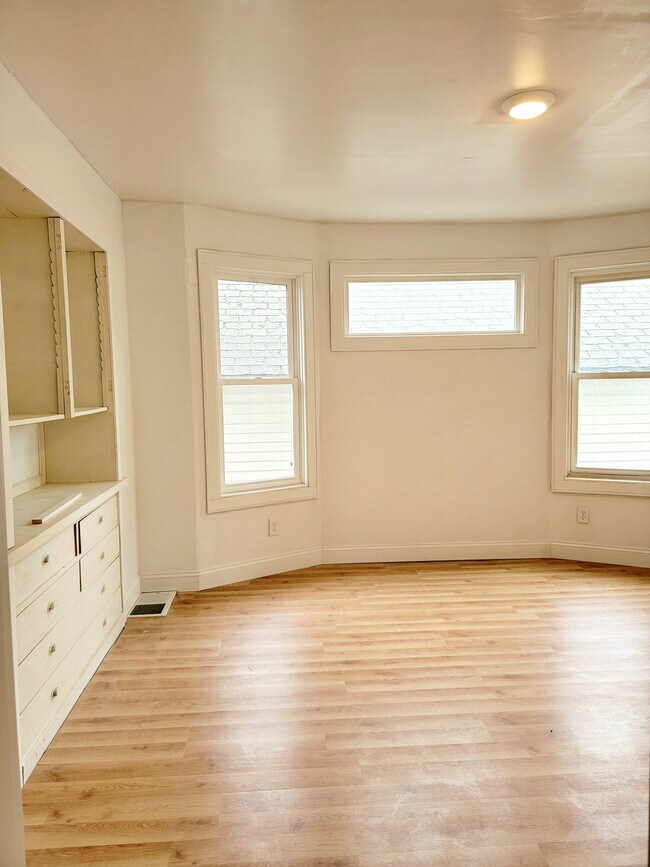 Foto del edificio - 2824 W 3rd St