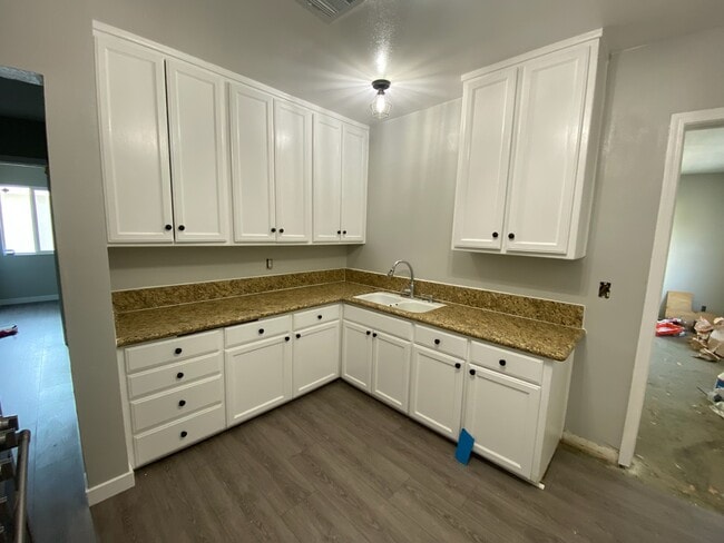 Photo - 3514 Leroy St House