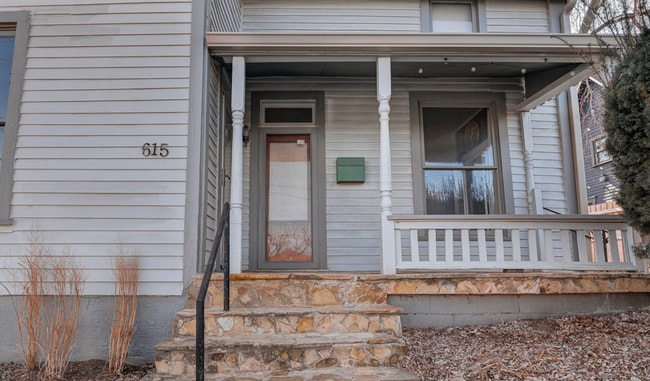Building Photo - 615 W 10th St