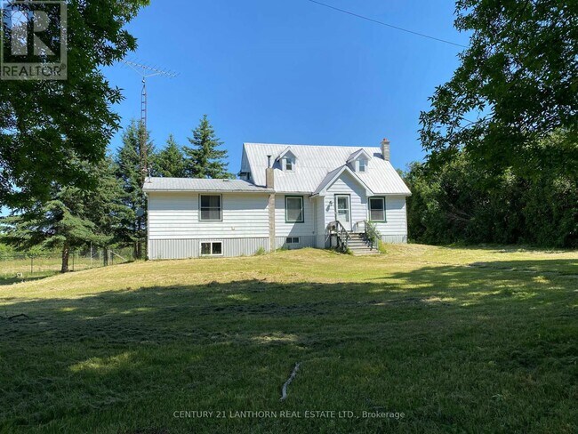 Photo du bâtiment - 897 Enright Rd