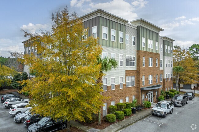 Foto del edificio - Parker Point