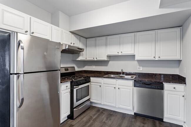 Foto del edificio - 2451 W Howard St