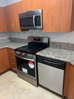 Foto del edificio - 136 SW Peacock Blvd