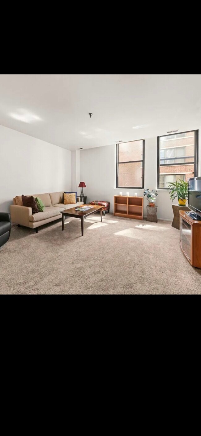 Foto del edificio - 740 S Federal St