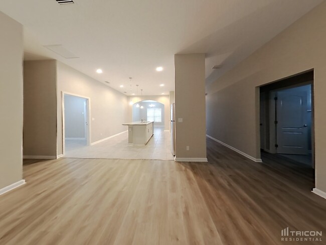 Building Photo - 12131 Rouen Cove Dr
