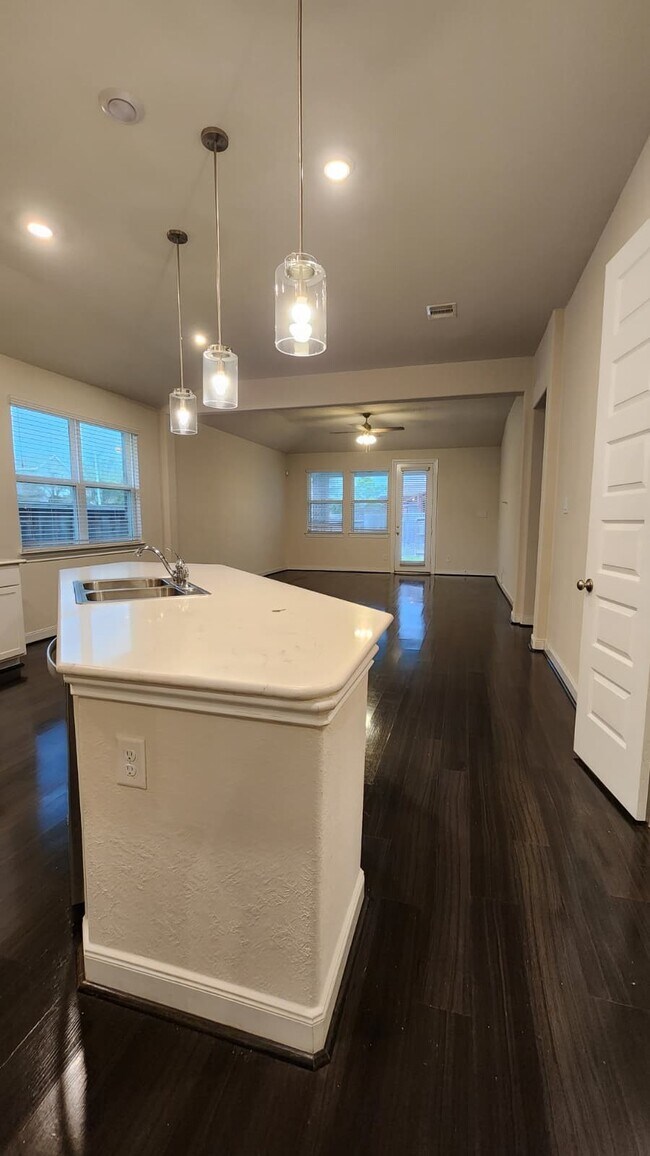 Foto del edificio - 19834 La Portada Dr