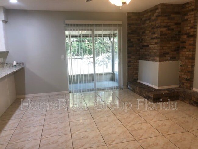7805 Shellbark Dr - 4