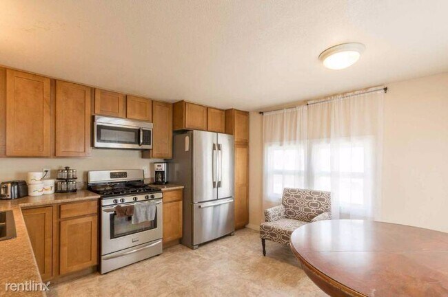 Building Photo - 2 br, 2 bath Mobile Home - 315 E Griffin #27