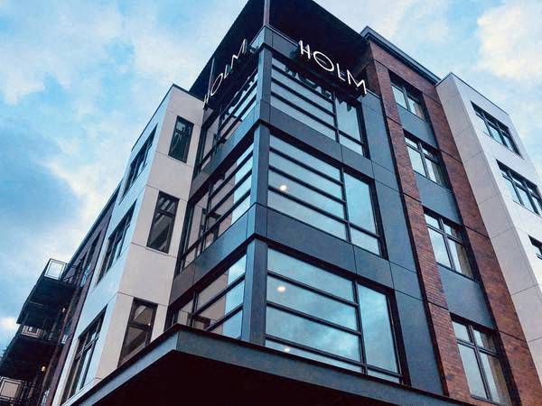Building Photo - Holm at Sellwood