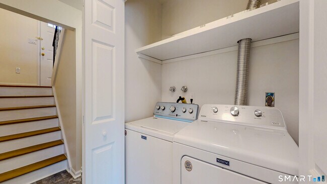 Foto del edificio - 825 Hope St