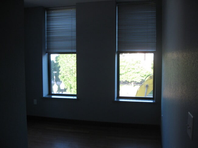 Bedroom Area - 200 Main St E