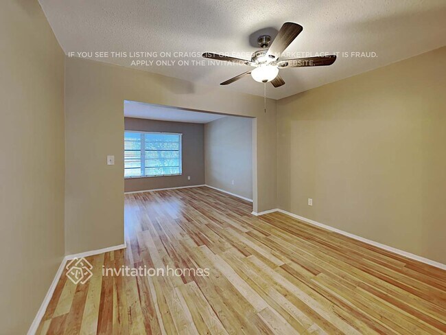 Building Photo - 7001 NW 11th Pl