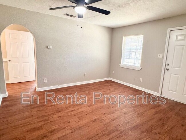 Foto del edificio - 2818 NW 31st St