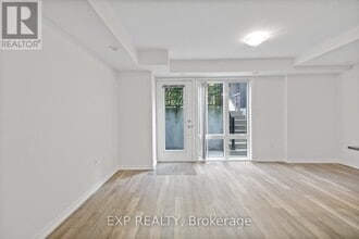 Building Photo - 30 Fieldway Rd