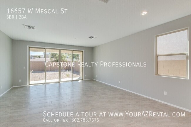 Foto del edificio - 16657 W Mescal St
