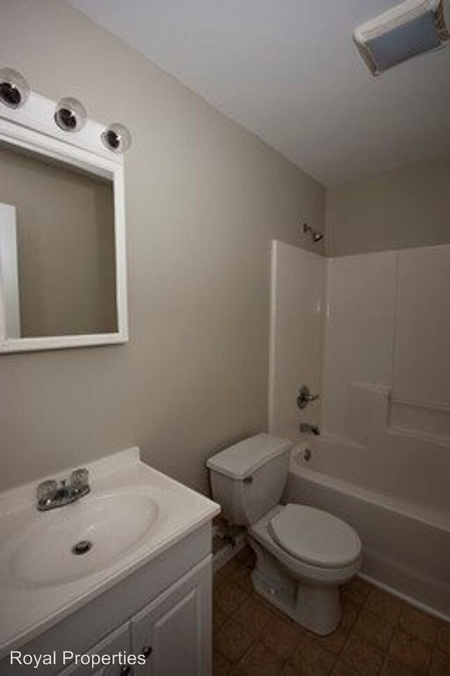 Foto del edificio - 614 Davie Ave