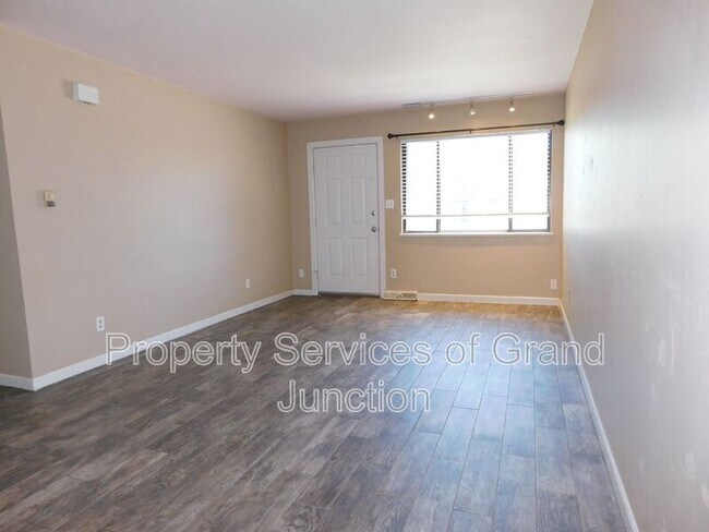 Building Photo - 3309 Delicious Dr