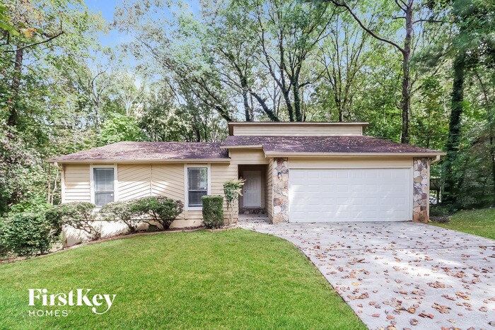 Primary Photo - 3226 Deshong Dr SW
