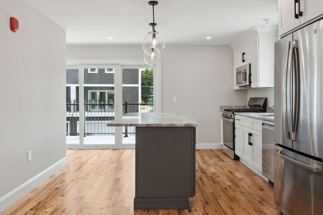 Interior Photo - Yokens of Portsmouth