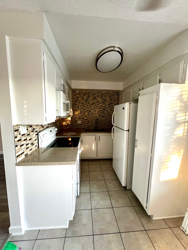 Foto del edificio - 2435 W 227th St