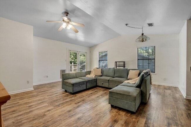 Photo - 1826 Meriadoc Rd Townhome