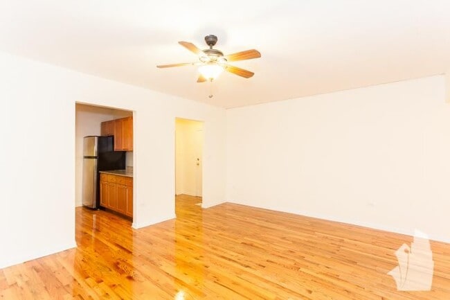 Foto del edificio - 4607 N Sheridan Rd