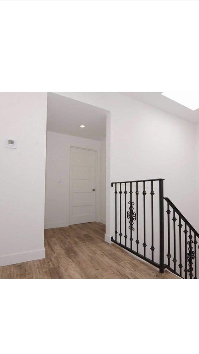 Upstairs hallway - 11918 Vanowen St