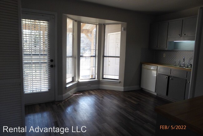 Building Photo - 2 br, 1.5 bath House - 5545 Saint James St