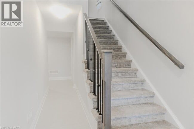 Building Photo - 241 Raspberry Pl