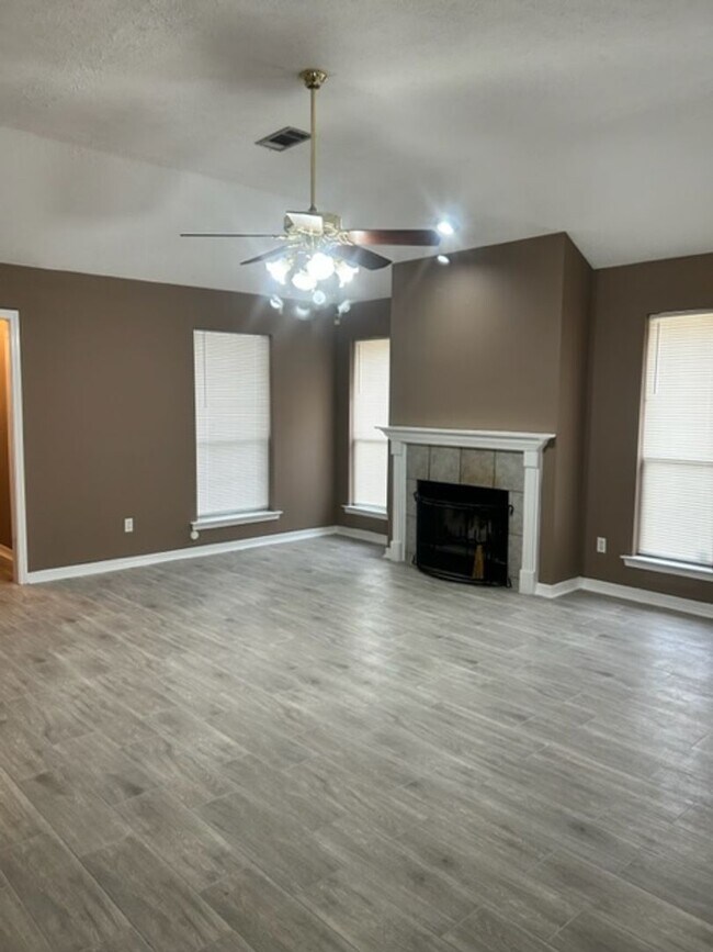 Photo - 3 Bedroom Metairie Home for Rent