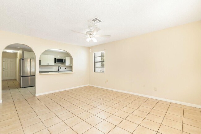 Building Photo - 5003 Garden Ave