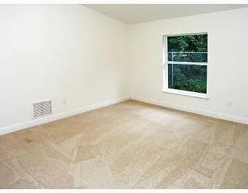 Foto del edificio - 2438 Princeton Ave