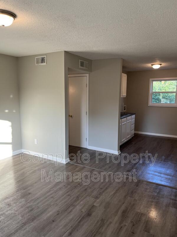 Foto del edificio - 1833 15th Ave N