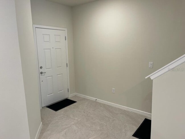 Building Photo - 2800 Bright Bird Ln