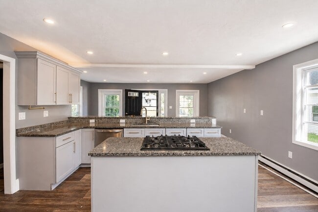 Building Photo - 126 Sears Island Dr