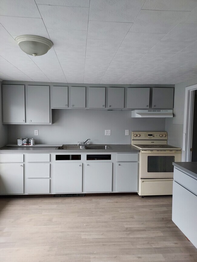 Building Photo - 112 Harvest Moon Ln