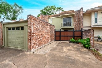 Building Photo - 3 Dorado Dr
