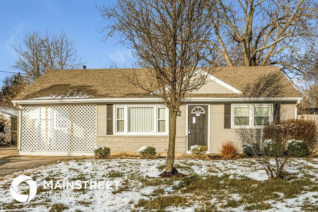 Primary Photo - 7111 Nathan Hale Way