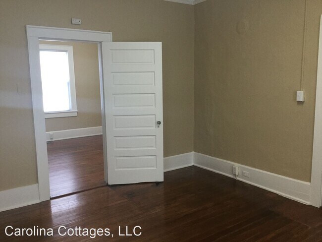 Foto del edificio - 2 br, 1 bath House - 1017 Oakland Street