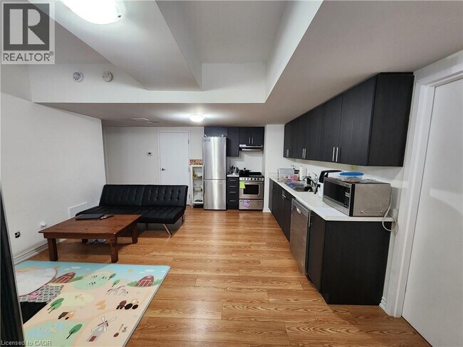 Photo du bâtiment - 142 Nottingham Rd