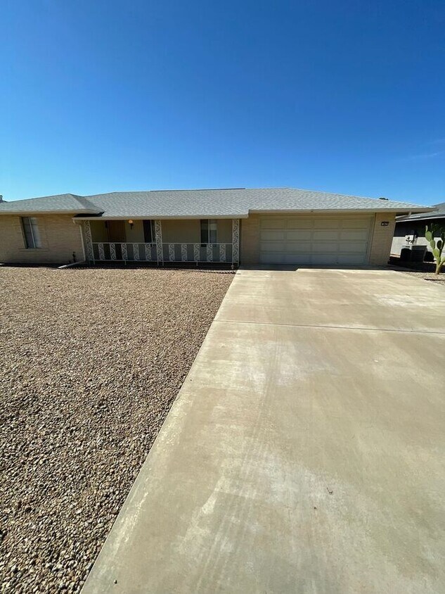Foto principal - COMING SOON! Beautiful 2 Bedroom, 2 Bath i...