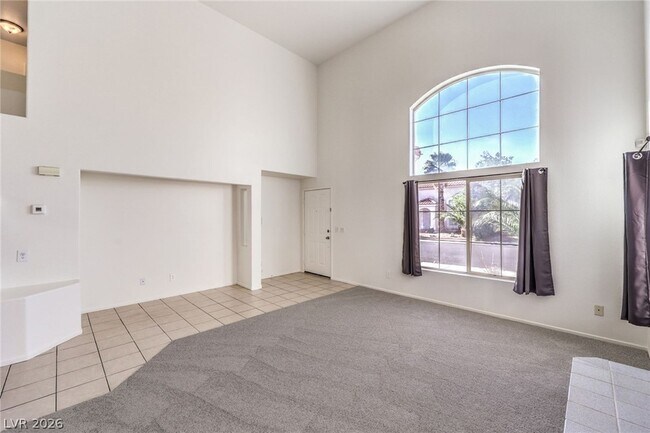 Foto del edificio - 8736 Raindrop Canyon Ave