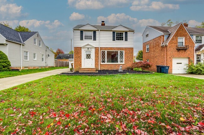 Building Photo - Spacious 3-Bedroom Home with Modern Comfort in Lyndhurst