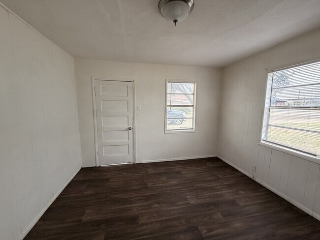 Foto del edificio - 4507 Avenue G