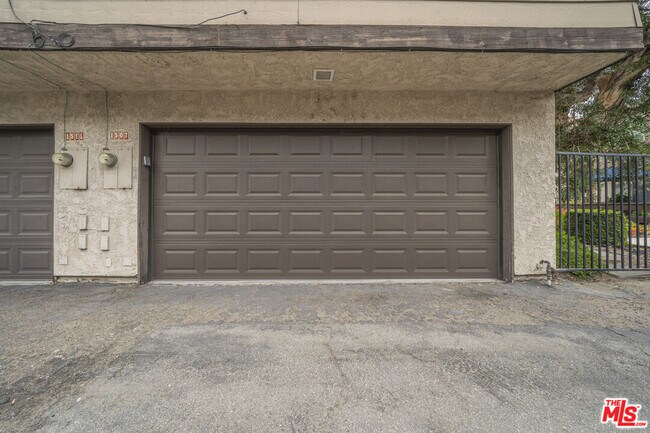 Foto del edificio - 1507 W Lambert Rd